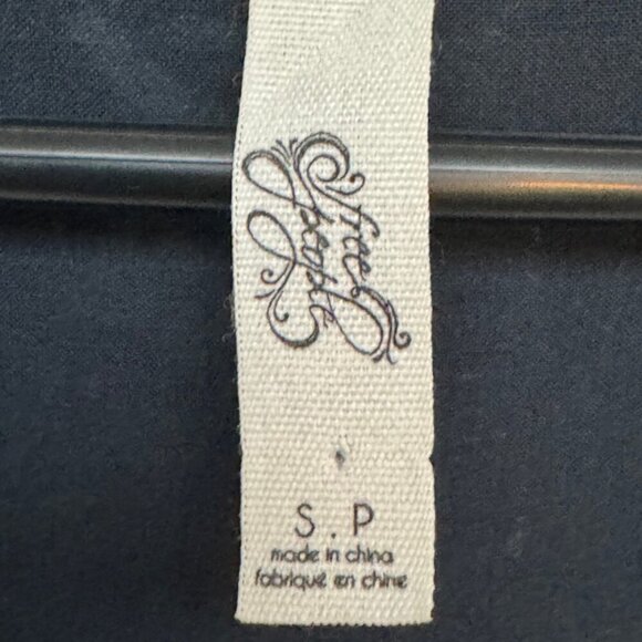 Free People Floral Top With Bell Sleeves Size Small - Picture 6 of 6